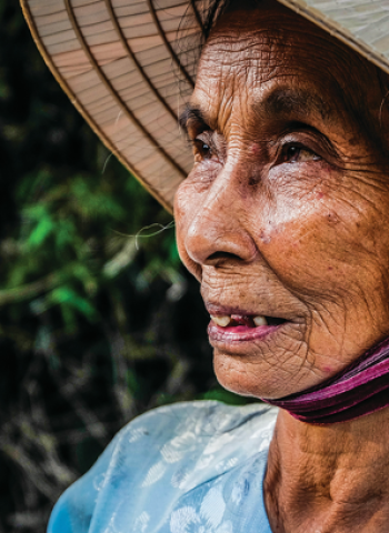 40歲後身體氣味變化！醫師教你用運動和飲食擊退「老人味」