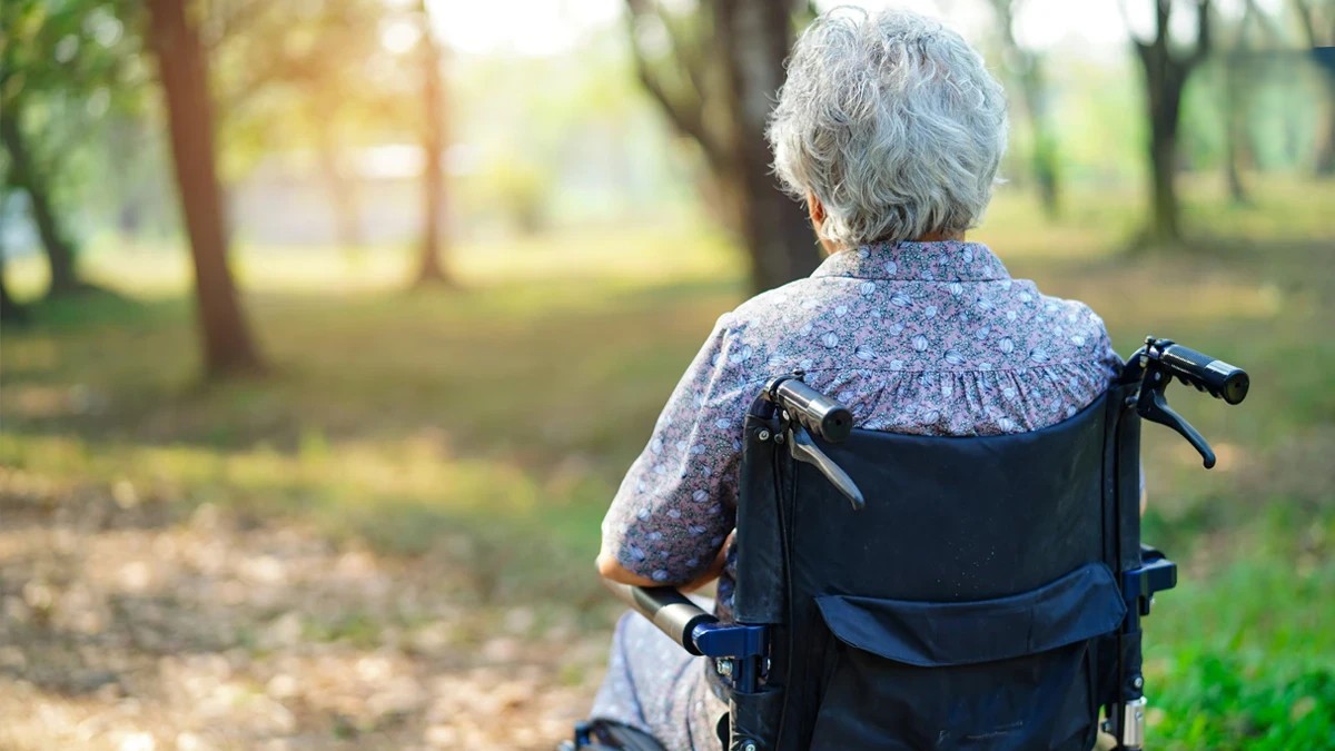 避免骨折失能風險！健保擴大骨鬆藥物給付 醫籲：及早檢測與治療才是關鍵