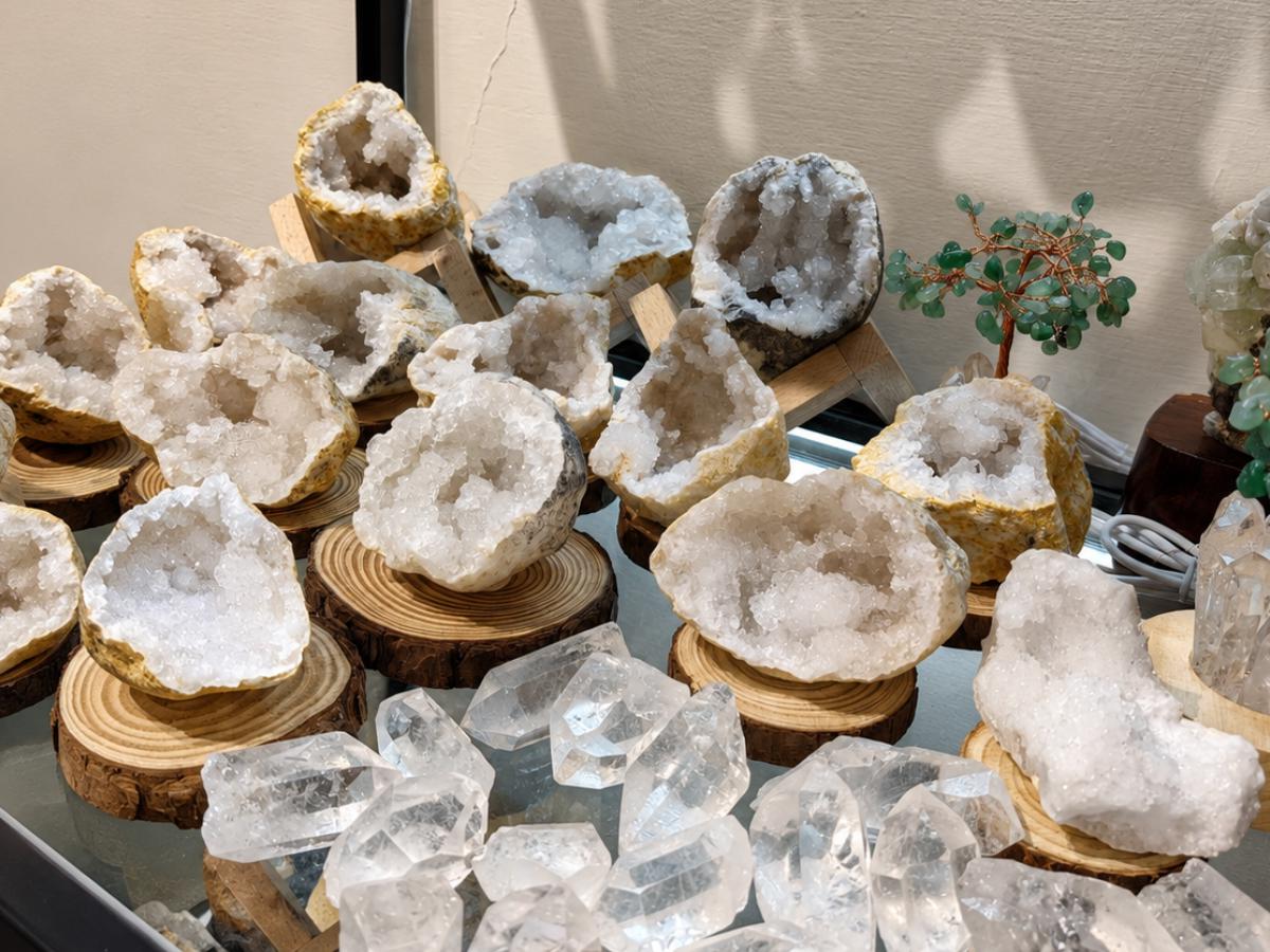 桃園中壢精品珠寶店 嚴選水晶、翡翠、晶洞與高級寶石 打造安心選品體驗
