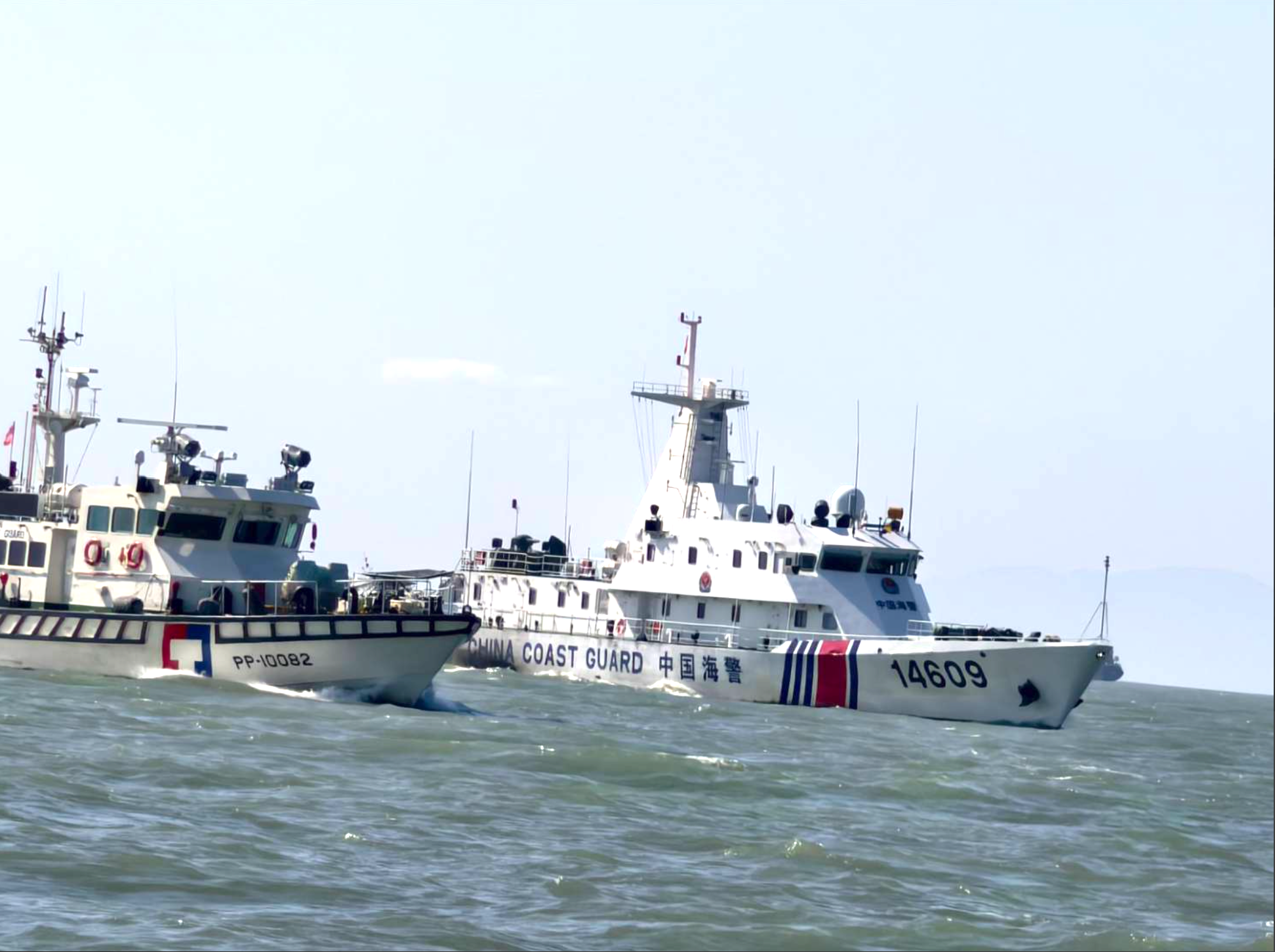 中國軍演期間維持航安　海軍海巡同步應處守護國人平安入夜