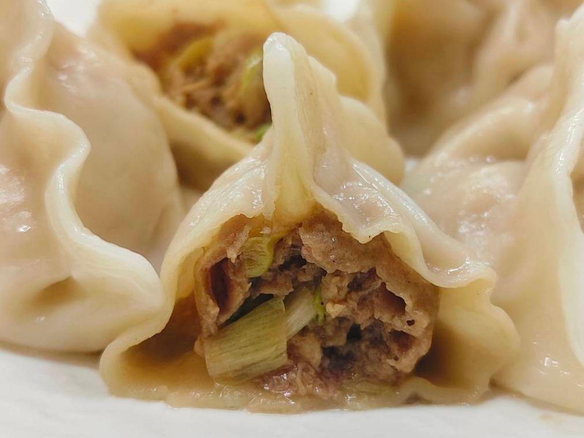 左營眷村美食新選擇 蓮池潭周邊傳統餐館從手工水餃到鍋貼延續懷舊家常味