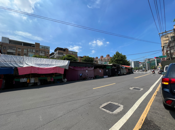 新北樹林區市容蛻變！博愛街公有地再利用　141格停車格一次到位