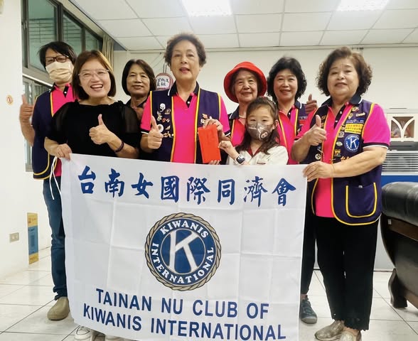 風雨中的守護天使 國際同濟會台南女會攜手喜樹國小溫暖助學清寒學童