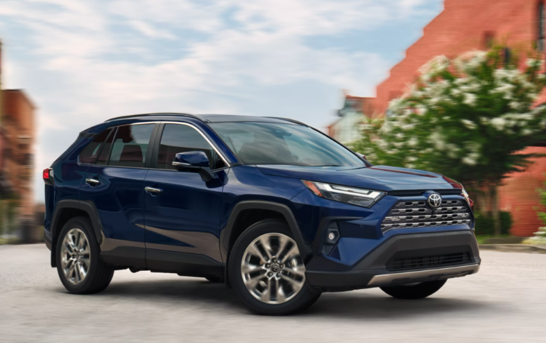 臺灣賣最好進口車，Toyota RAV4穩坐臺灣進口車銷售王，消費者口碑成關鍵因素