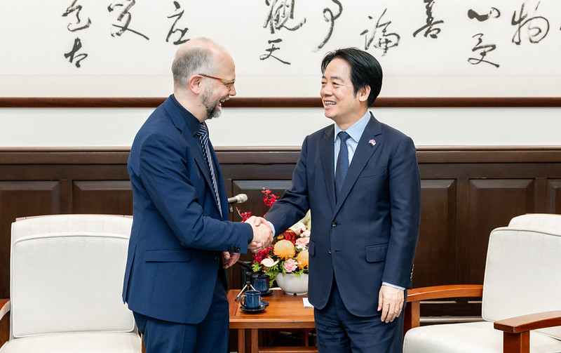賴清德總統接見德國國會友臺小組跨黨派議員訪團　盼臺德持續深化資安、國防與社會韌性合作