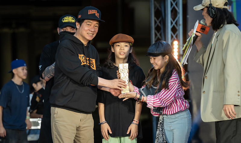 賴清德總統親頒首屆總統盃街舞大賽冠軍　肯定選手表現精彩奪目　盼街舞文化持續發光發熱成為年度亮點