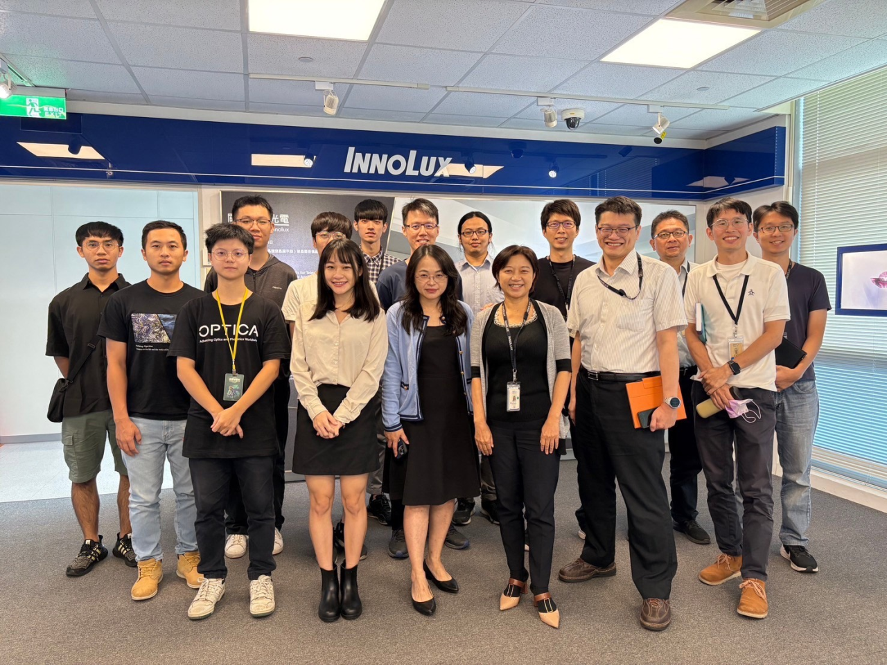 國立陽明交通大學研發全球首支「梯度折射率液晶眼鏡」 林怡欣教授跨國合作突破技術瓶頸 定義新世代視覺科技