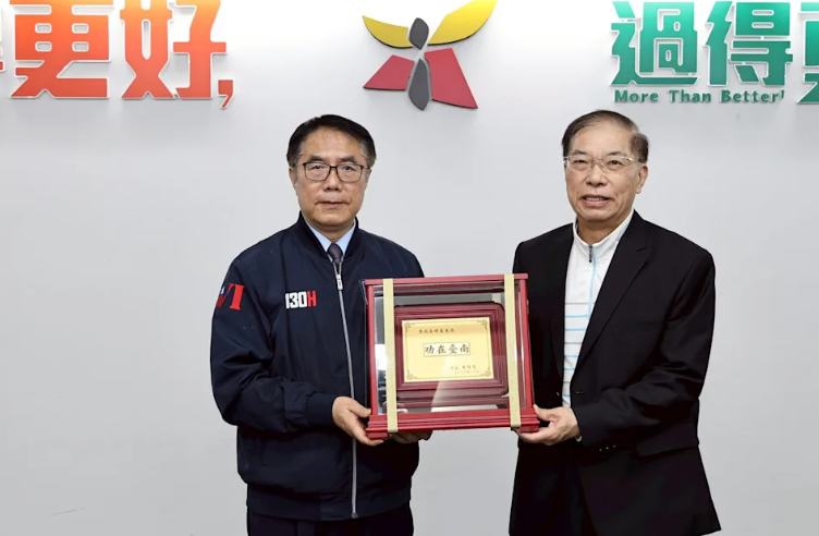 從消防車到宣導品全遭清查　臺南消防採購案擴大偵辦　消防標案關鍵人物前消防局長李明峯與辣魔女廠商負責人被檢調聲押