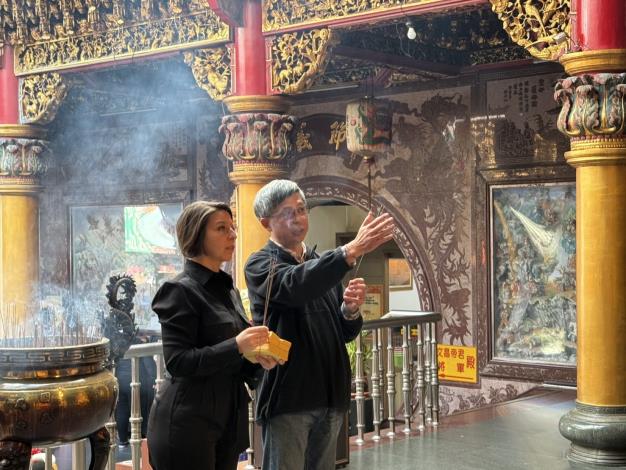 突破國際市場！美國艾美獎旅遊節目Bare Feet聚焦臺南，黃偉哲市長熱情接待展現府城魅力