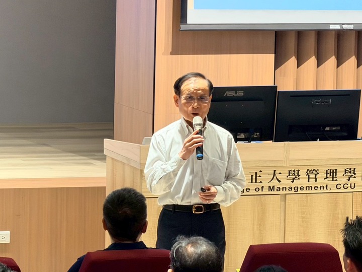 商研院董事長許添財於中正大學企管系演講談「AI時代跨越核心門檻之道」：臺灣企業須從製造思維走向價值創造以強化國際競爭力