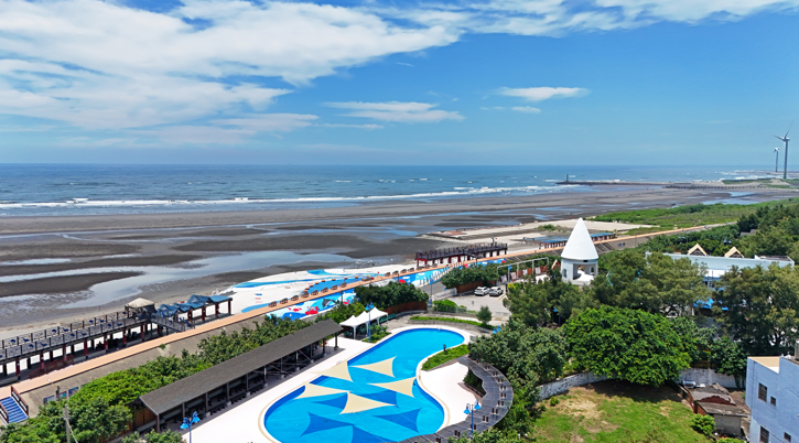 臺中大安濱海向海那漾豪華露營專案好評加開秋冬漫遊季優惠延長至2026親子同樂最佳選擇