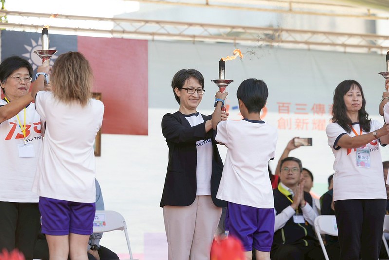 蕭美琴副總統回母校出席南大附小創校130週年　勉勵學童快樂學習、勇於成長