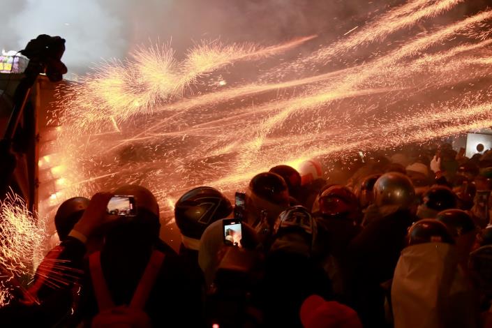 鹽水蜂炮活動整備完成　臺南市長黃偉哲要求強化安全管理與跨單位應變機制