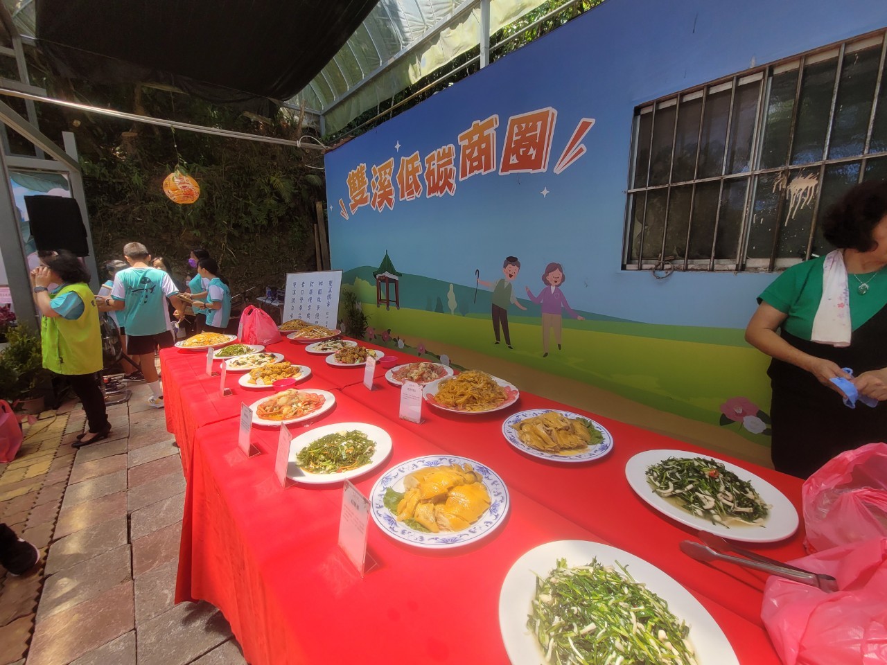 秋遊新北商圈好熱鬧 淡水樂活嘉年華10月4日登場 街頭藝人演出、創意著色比賽及免費美食品嚐熱鬧開跑