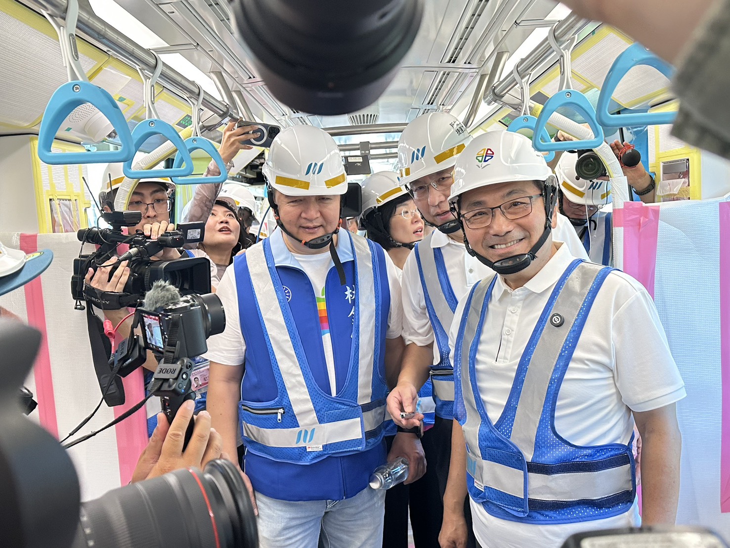新北三鶯線捷運建設進度加快 29列車抵台測試 新北市長侯友宜緊盯年底完工為區域發展注入動能