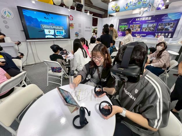AI教育革命在臺南！領航教師攜手學校共譜AI新樂章＋VR沉浸式體驗打造最有感學習模式