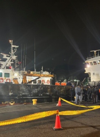 海巡署循線攔檢可疑貨輪　查獲大麻花300多公斤揭露跨國毒品走私運輸手法