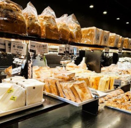 「鹹甜引路臺南味」推升老店聲量　招牌四飽助葡吉麵包羅宋麵包衝高網路聲量與業績成美食打卡焦點