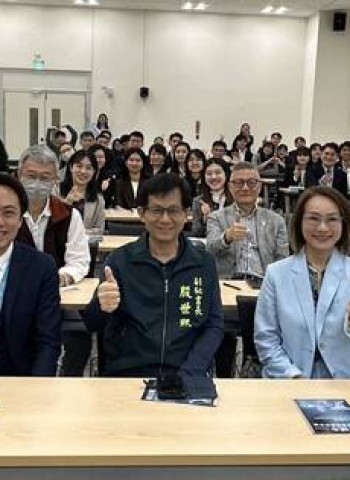 外交部率未來外交菁英前往臺南沙崙智慧綠能科學城參訪　透過實地交流強化臺灣科技外交實力與國際競爭力