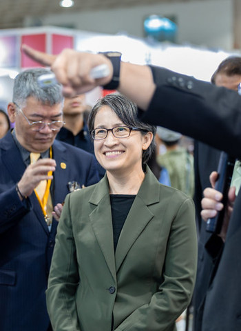 「Secutech 2026第27屆臺北國際安全科技應用博覽會」登場　蕭美琴副總統參觀強調全社會防衛韌性