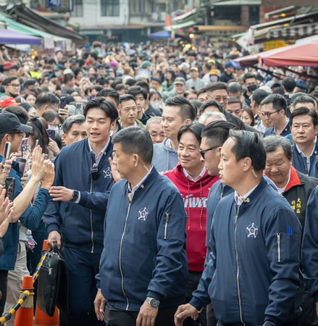 賴清德總統赴桃竹苗廟宇走春發放福袋　以經濟成長為後盾守護國防安全與社福照顧