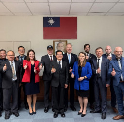 中北歐跨國國會議員訪問團深入海巡署，聚焦維護海事韌性與區域海域安全合作