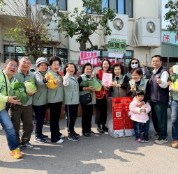 助農民過好年，林建南結合民間團體推動三場捐發票送高麗菜公益活動