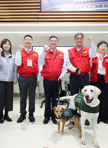 行政院長卓榮泰視察桃園機場邊境檢疫整備　強調「層層守護、關關查驗」全力防堵非洲豬瘟入侵、爭取重返非疫區