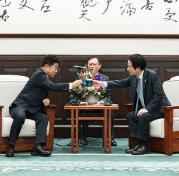 賴清德總統接見日本前內閣官房長官加藤勝信眾議員乙行　強化科技與經貿合作，深化臺日情誼基礎