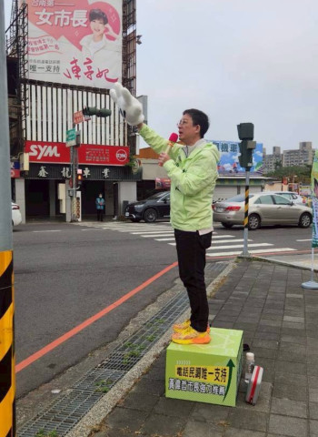 民進黨臺南第8選區初選白熱化　林建南重返選戰上街頭密集基層拜票