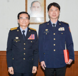 海巡署2月份人員晉、陞任授階典禮完成　張忠龍署長勉勵同仁以科技韌性守護海疆安全