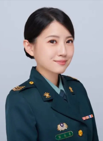 最美政戰士葉采青自願請調東引　大方說明擇偶標準及制服控戀愛偏好