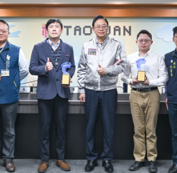 推動智慧城市成果獲獎　桃園市市民卡APP榮獲雲端物聯網創新獎　張善政談深化應用與數位轉型