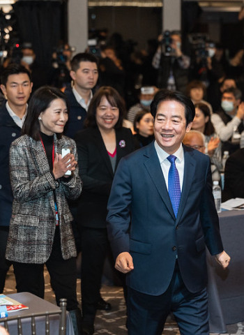 賴清德總統出席2026CWEF天下經濟論壇　聚焦強化國防、推動AI新十大建設及深化國際經貿合作行動計畫