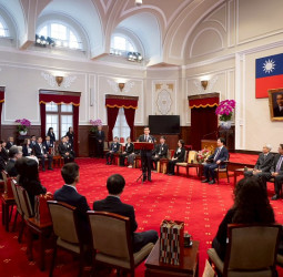 接見114年模範公務人員　賴清德總統強調以專業守護國家　推動臺灣民主安全與繁榮